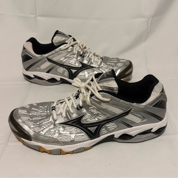 Mizuno Other - Mizuno Wave Silver White Black Gum Men’s Size 14 Shoes
